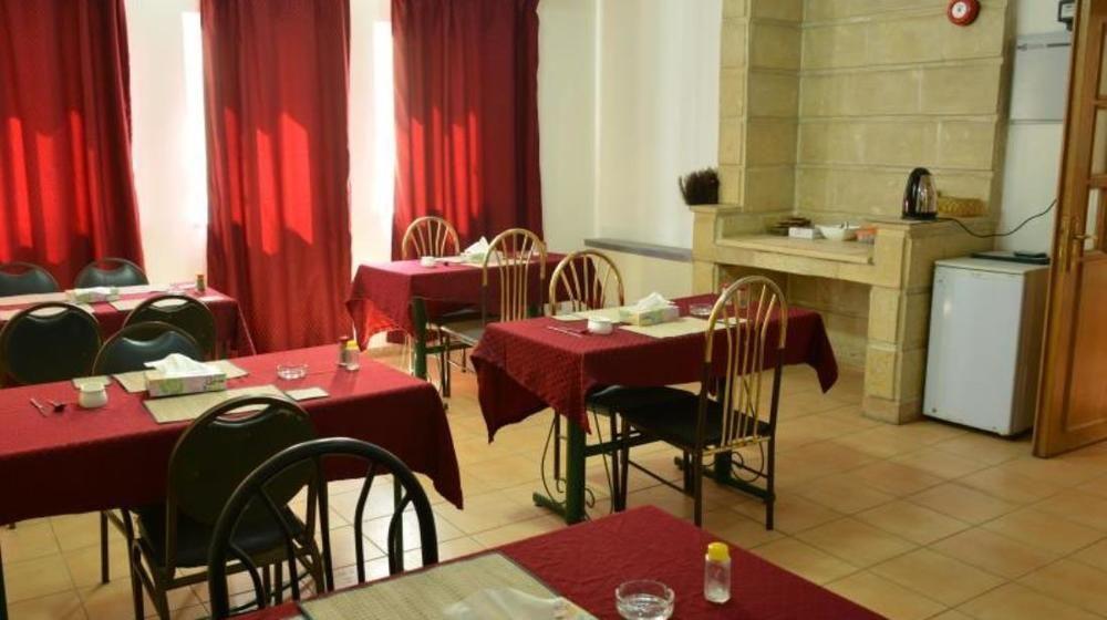 Razan Hotel Амман Экстерьер фото