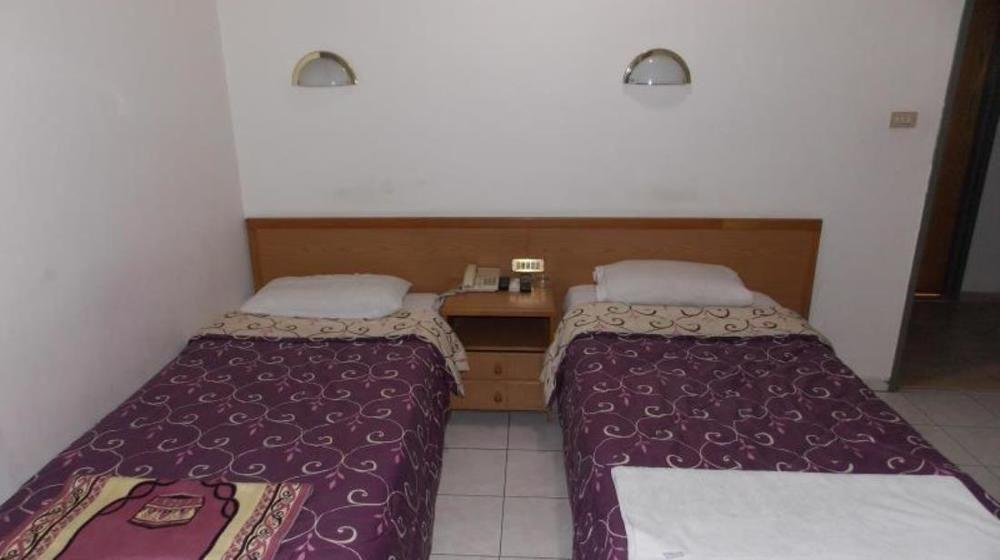 Razan Hotel Амман Экстерьер фото